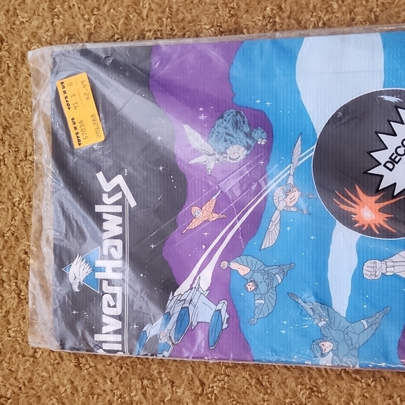 Vintage 1986 SilverHalks Party Table Cloth - Picture 2 of 8